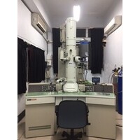 穿透式電子顯微鏡